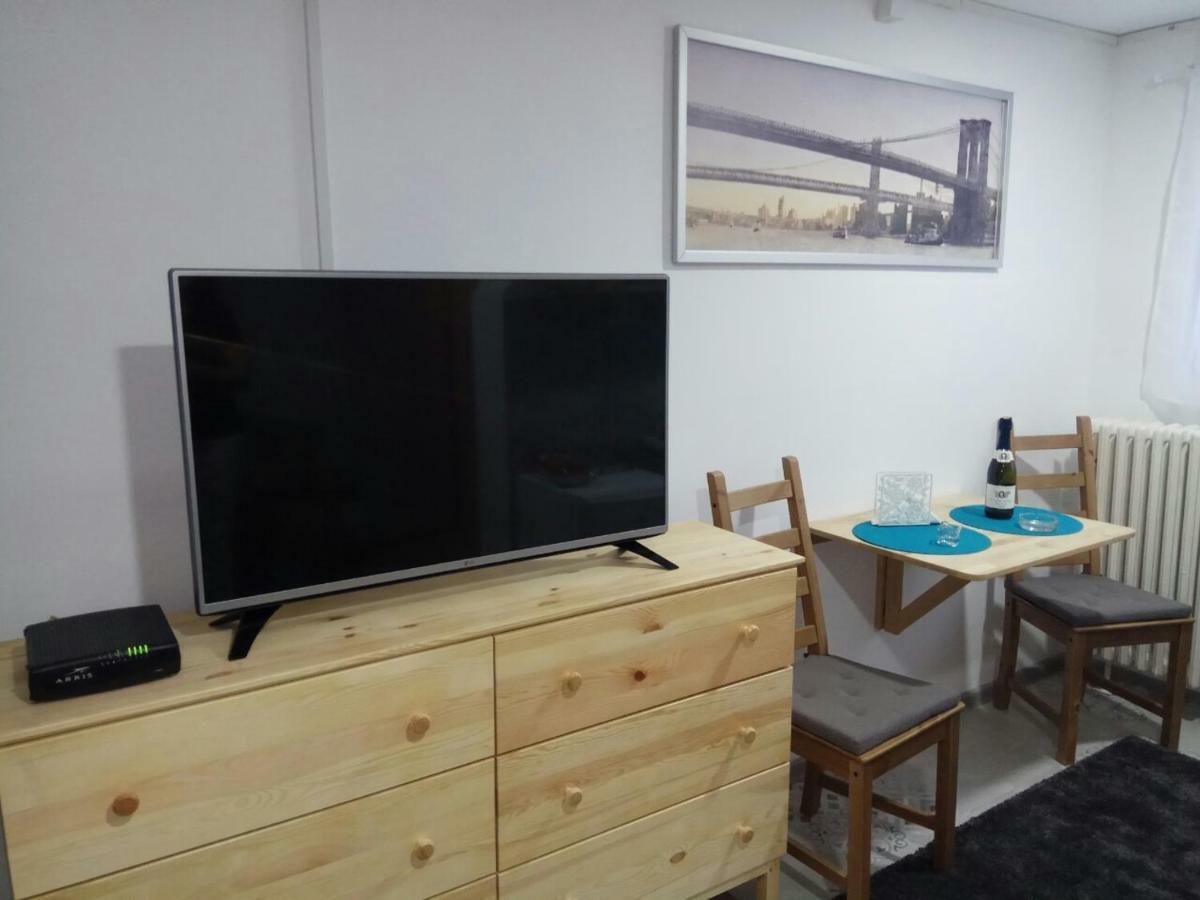 Tatjanina Garsonjera Apartment Subotica Luaran gambar